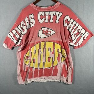 Vintage 1990s Kansas City Chiefs AOP Magic Johnson Spellout TShirt XL